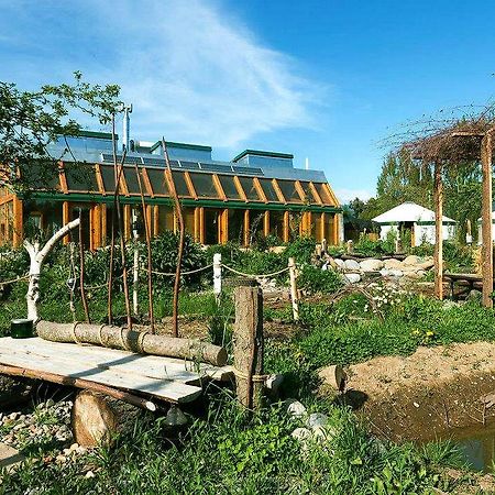 Earthship Patagonia Eco Accommodations El Bolsón Esterno foto
