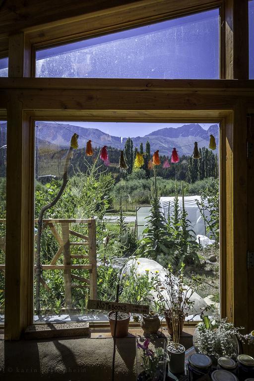 Earthship Patagonia Eco Accommodations El Bolsón Esterno foto
